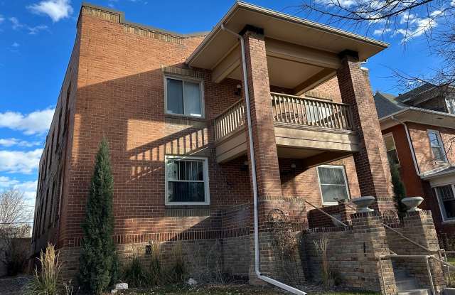 1160 N Corona St photos photos