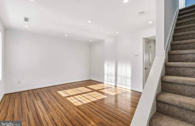 15727 AMBIANCE Drive Gallery 3