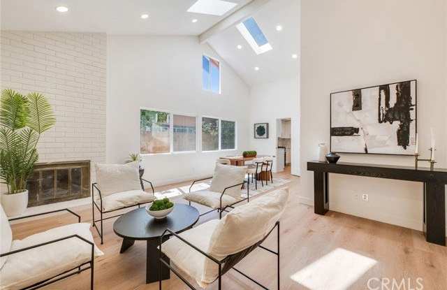 9257 La Shell Drive Gallery 4