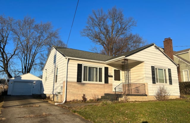 316 E. Liberty Street - 316 East Liberty Street, Girard, OH 44420