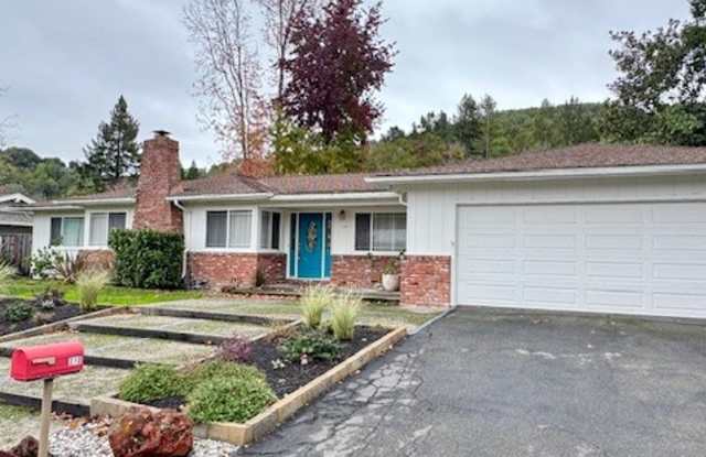 310 Deerfield Drive - 310 Deerfield Drive, Moraga, CA 94556