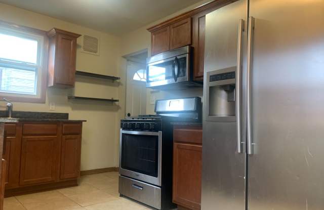Great 3 bedroom 2 Bath house!! Gallery 2