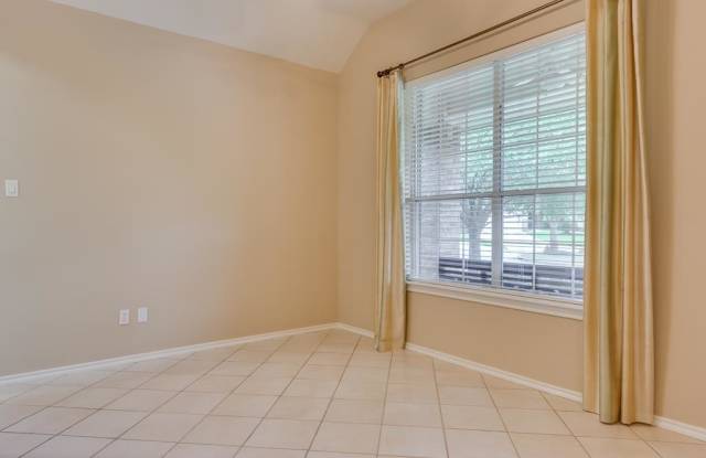 14 Heron Hollow Court Gallery 4