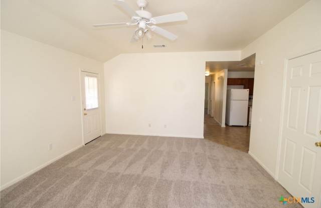 1605 Yuma Trail Gallery 2
