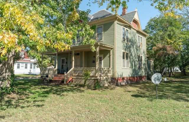 229 S Armistead Avenue - 229 South Armistead Avenue, Hampton, VA 23669