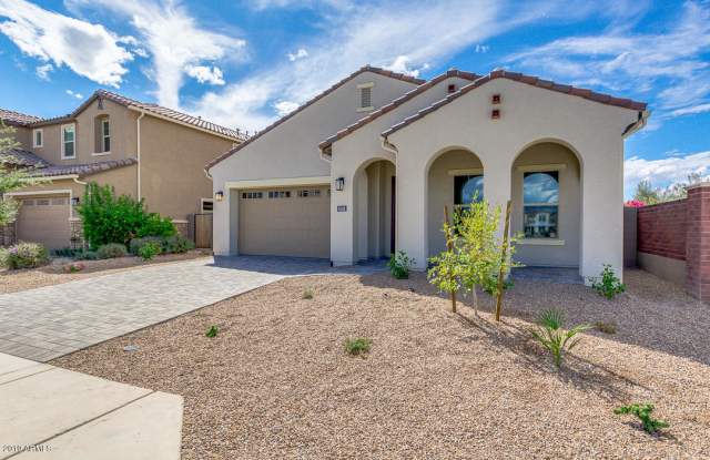 4348 S REDCLIFFE Drive Gallery 3