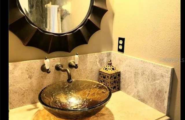 6374 BROOKHILL CIRCLE Gallery 4