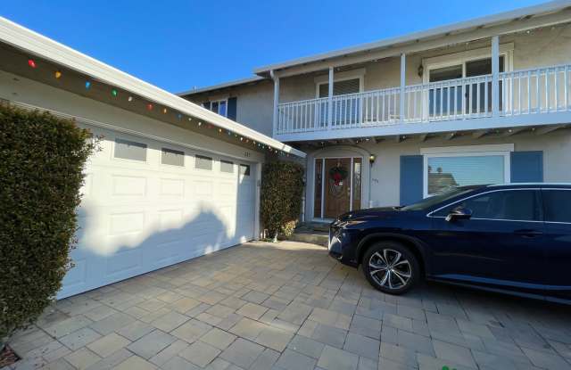 4BD/2.5BA Spacious Foster City Home with Huge Backyard + Hot Tub photos photos