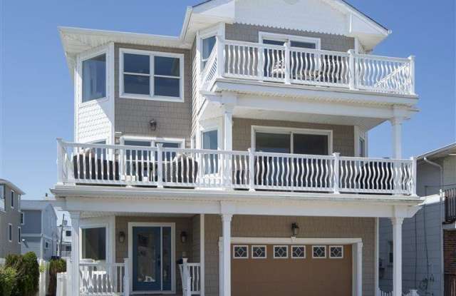 214 N 13th Street - 214 13th St N, Brigantine, NJ 08203