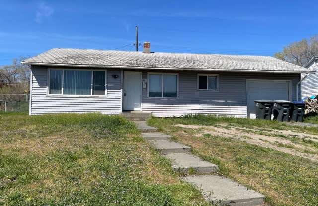 Pet Friendly / House for Rent!! photos photos