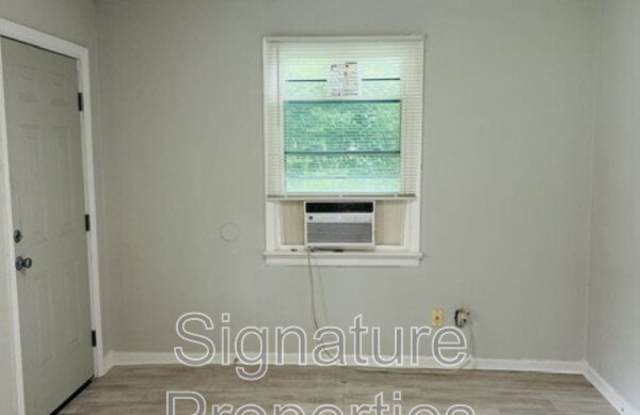 1221 Montgomery Ave Gallery 3