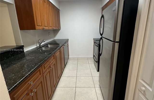 8401 NW 8th St photos photos