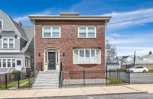 130 Msgr Patrick J Lydon Way - 130 Msgr Patrick J Lydon Way, Boston, MA 02124