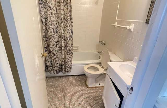 8127 West Thurston Avenue - 4 Gallery 3