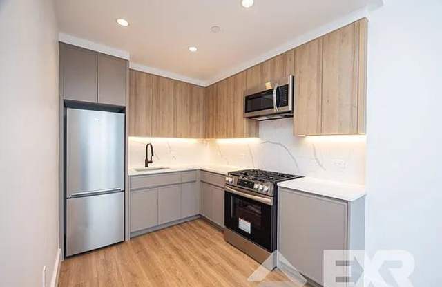 2230 Cropsey Avenue photos photos