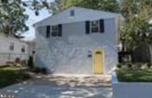 1627 QUARTER AVENUE - 1627 Quarter Avenue, Coral Hills, MD 20743