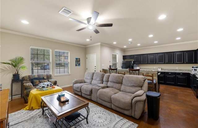 3312 Wakewell Court Gallery 2