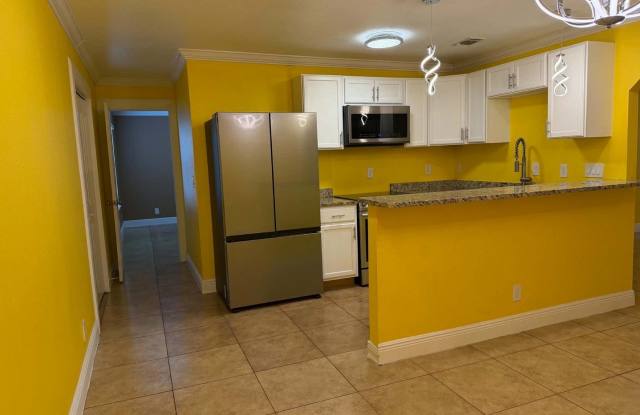 5551 KNOLL KREST DR Gallery 4
