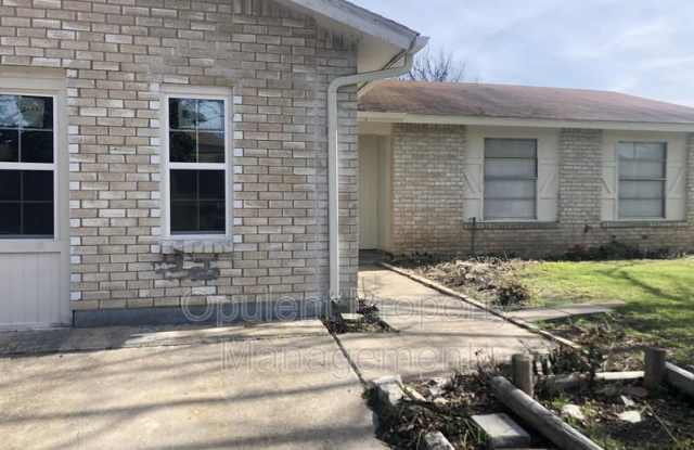 1554 Willowbrook Street - 1554 Willowbrook Street, Lancaster, TX 75134