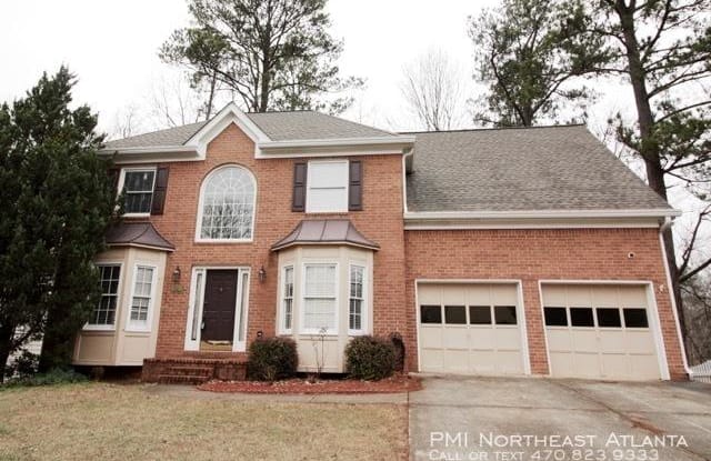 625 River Overlook Dr - 625 River Overlook Dr, Gwinnett County, GA 30043