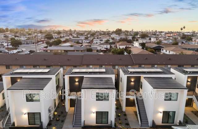 1638 Elm Ave photos photos