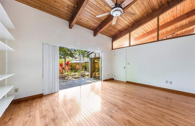 9055 Southwest 78th Court Gallery 3