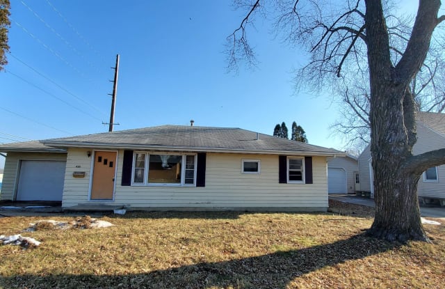 495 Hilltop Road photos photos