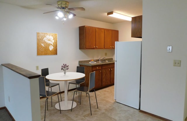 Heritage Manor Apartments Gallery 2