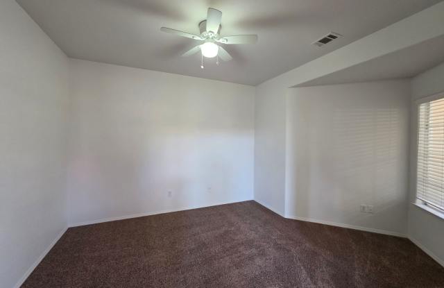 3 Car Garage Gallery 4