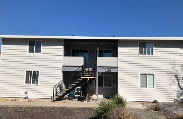 NICE APARTMENT IN ROSEVILLE!! photos photos