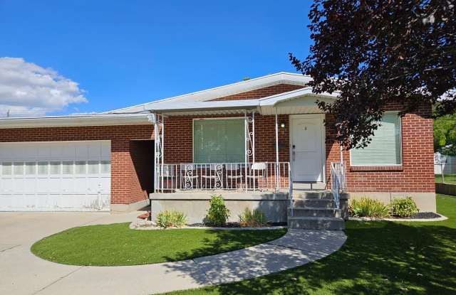 Great 5-Bed 2-Bath House in Bountiful - 173 East 1050 North, Bountiful, UT 84010
