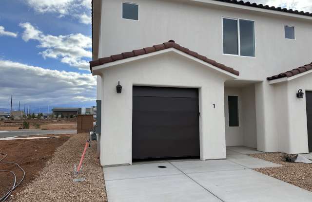 2467 W 100 N # 1 photos photos