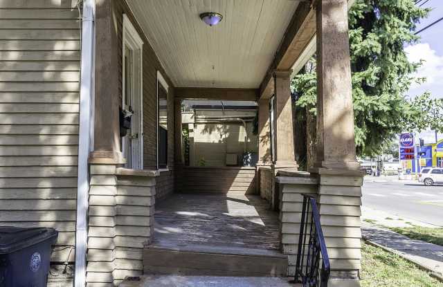 106 W. Madison Gallery 2