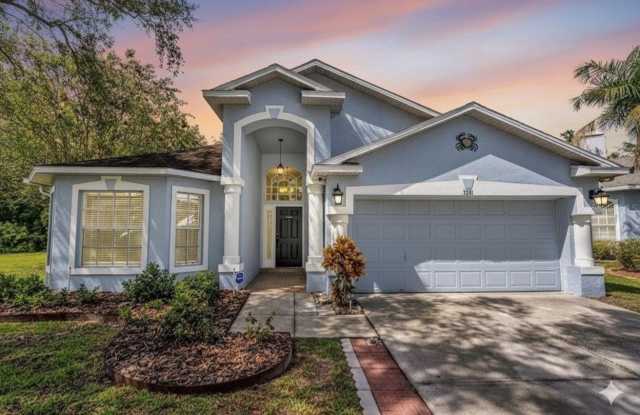 3201 SATURN COURT photos photos