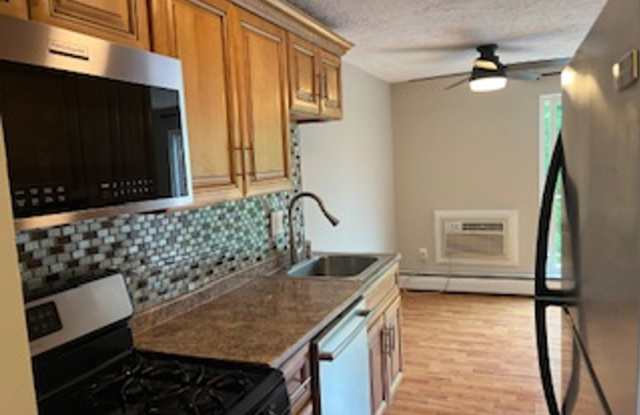 2 Bedroom Condo in Chagrin Falls photos photos 2 Bedroom Condo in Chagrin Falls photos photos