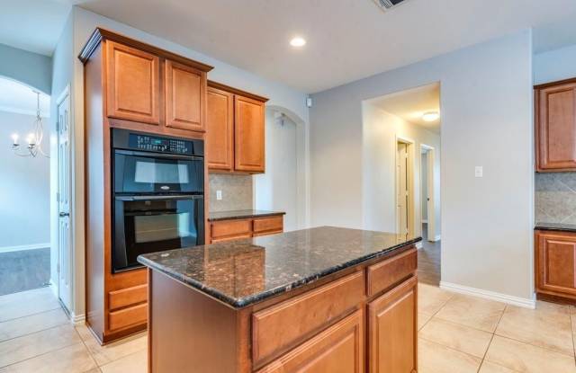 2294  Garlic Creek DR Gallery 3