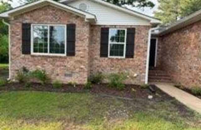 Great Home in Country Setting Gallery 3