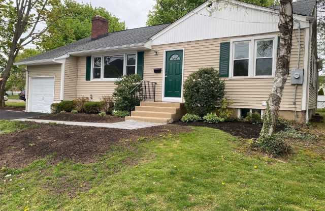11 Nassau Street - 11 Nassau Street, Syosset, NY 11791
