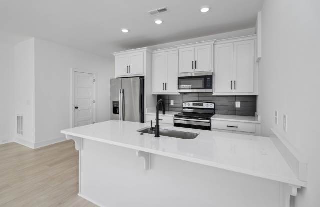 725 Hornbuckle Road - D2 Gallery 2