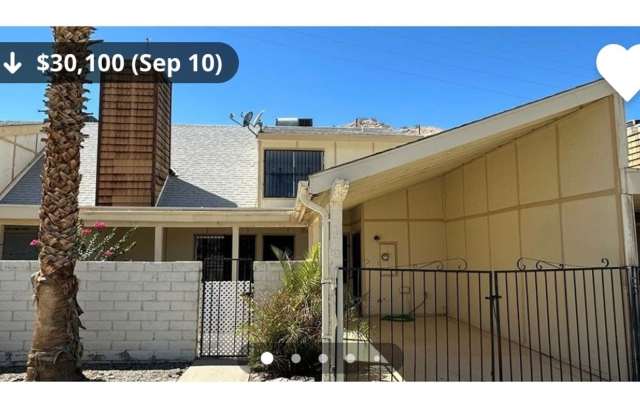 Spacious 3BR Townhome in Laughlin photos photos