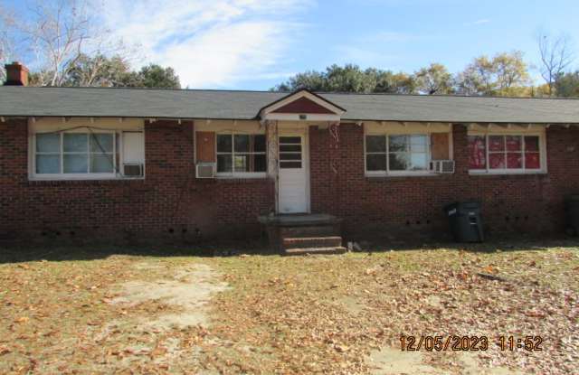 Move in for the Holidays - 205 Highland Avenue, Sumter, SC 29150