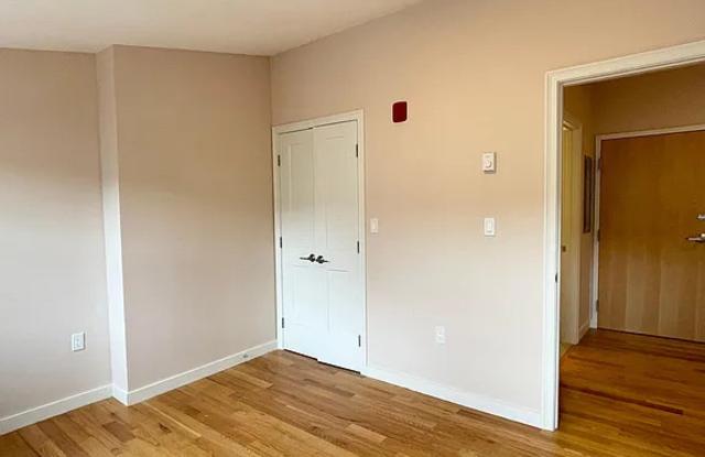 23 Hudson St Apt 403 Gallery 1