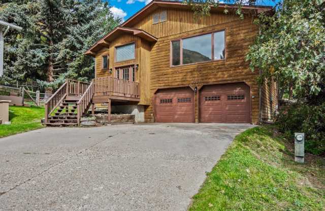 Charming Single-Family Home in Glenwood Springs photos photos