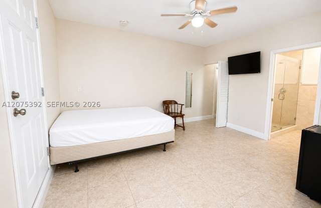 13295 SW 72nd Ter Gallery 2