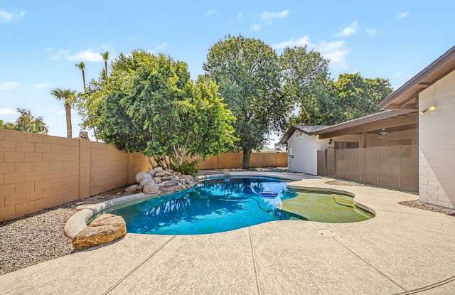 Great Tempe Home with Diving Pool photos photos Great Tempe Home with Diving Pool photos photos