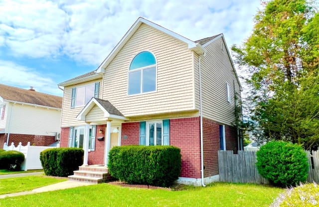 2199 Bright Ave - 2199 Bright Avenue, East Meadow, NY 11554
