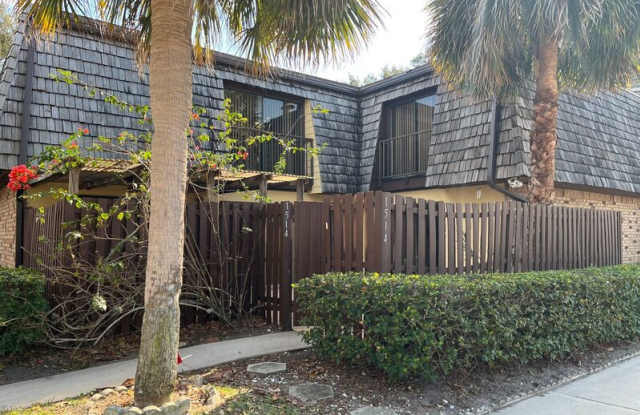 1514 Winter Green Blvd - 1514 Winter Green Boulevard, Casselberry, FL 32792