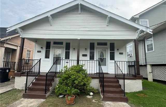 3712 TOLEDANO Street photos photos