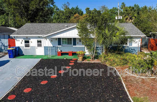 7713 Heather St photos photos