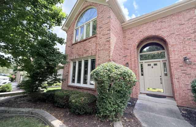 2318 River woods Drive Gallery 2